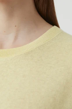 Basic Crewneck