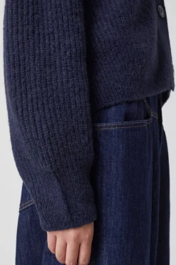 Cardigan Col En V
