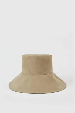 Chapeau De Pluie