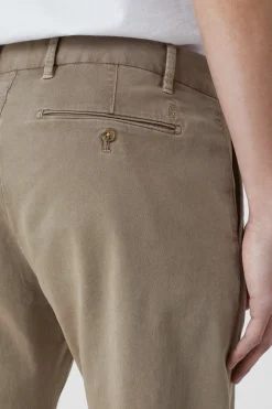 Clifton Slim Chino