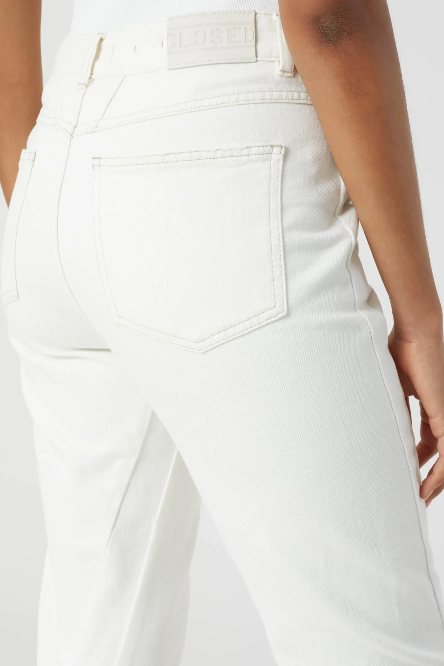 Curved-X Ecru Denim