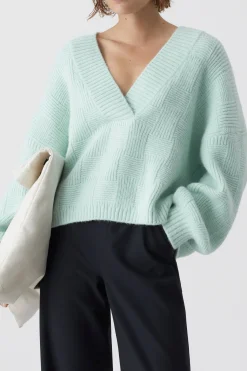 Laine Pullover En V