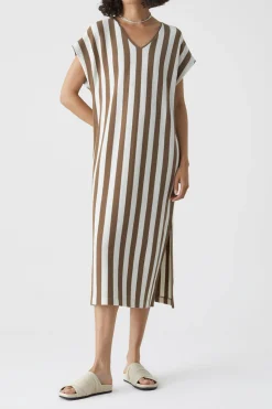 Robe A Encolure En V