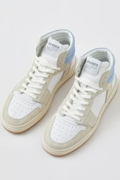 Sneaker High