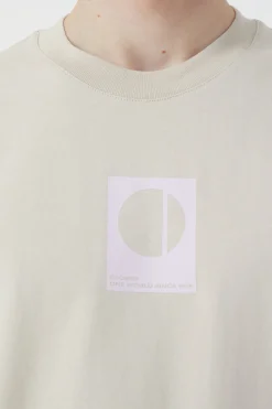 T-Shirt A Logo