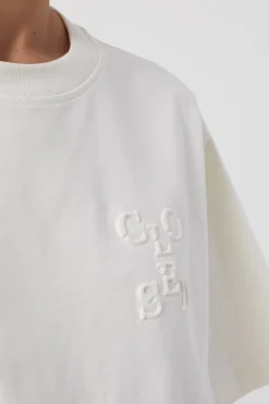 T-Shirt A Logo